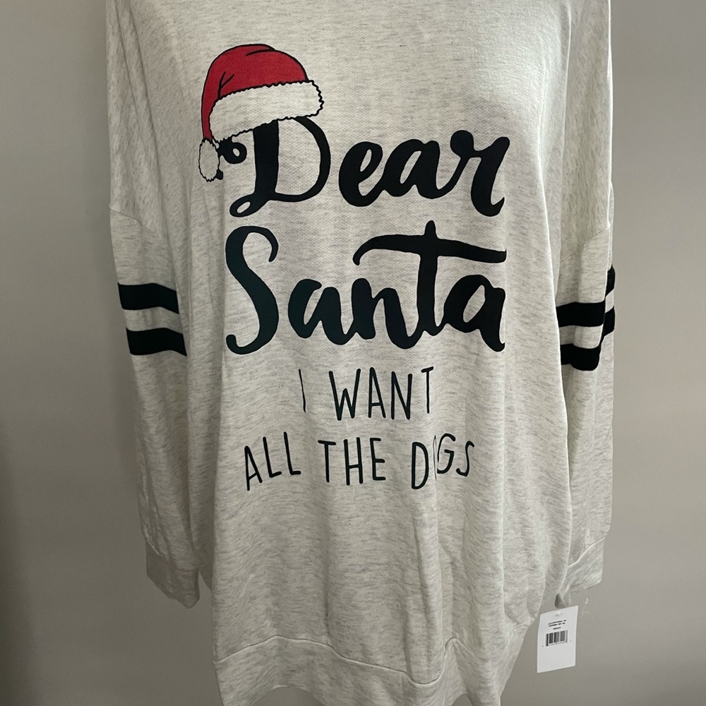 ❤️only 1x left❗️ Plus Size Santa Dog Holiday Top - Picture 5 of 11